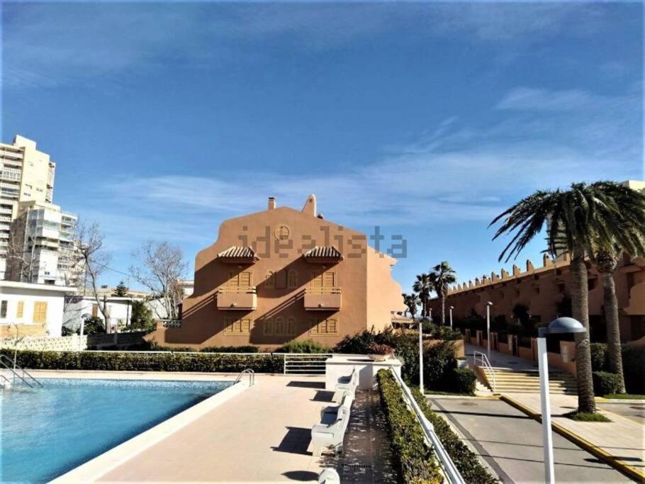 Chalet Adosado En La Playa De El Perellonet Con Piscina, Pista Tenis Valencia Exterior photo
